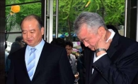 [포토]회사로 들어가는 김웅 남양유업 대표이사