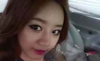 혜리 로즈데이 인증샷…"혹시 연인 토니안에게 받았나?"