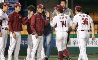 [포토] 염경엽 감독 '너희들이 자랑스럽다'