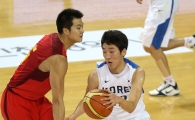 [포토] 돌파하는 김민구