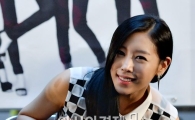 [포토]수줍게 인사하는 나인뮤지스 손성아