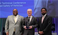 볼보자동차, '국제 자동차 안전기술회의'서 특별상 수상