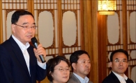[포토]정홍원 총리, '3대폭력 근절 다같이 함께 도와야....'