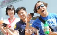 [포토]"한국 막걸리 짜릿하네요"