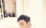 [포토]포즈 취하는 김수현