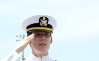 [포토] 박태환 '해군 제복 잘 어울리죠?'