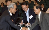 [포토]창조금융토론회에 참석한 김종훈 의원