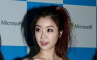 [포토]걸스데이 소진, 섹시한 민소매 의상
