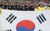 [포토] 태극전사 '태극기 앞에 자랑스럽게'