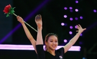[포토] 꽃을 든 손연재