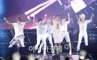 [포토]비스트 "오빠보다 손 더 높게 들어!"