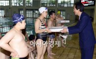 [포토]장재성 광주 서구의회의장,  장애인 체육 선수단 격려