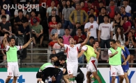 [포토] 선제골에 기뻐하는 이란