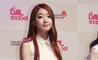 [포토]달샤벳 수빈, 고탄력 '우윳빛깔 각선미'