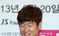 [포토] 박지성 '연애 발표하려니 쑥쓰럽네~'