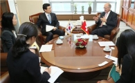[포토]이승철 전경련 부회장, 주한 스위스대사 접견