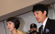 [포토]다정하게 입장하는 이범수-이윤진 부부