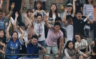 [포토] 정대세 '제 유니폼 받으실 분!'