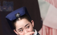 [포토]문근영 '웃을 때 한손으로 입을 가려요~'