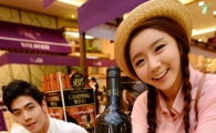 [포토]캠핑와인 하디 사고, 캠핑장비 받으세요 