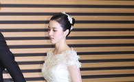 [포토]한혜진, S라인 살린 밀착 '웨딩드레스'