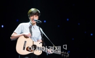 로이킴, 오늘(14일) 공연서 '장범준 논란' 입 열까?