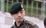 [포토]비, '더욱 멋진 모습으로 찾아뵙겠습니다'