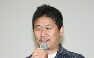 [포토]이무영 감독 "오달수와 이연희가 연인이랍니다"