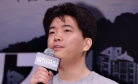 [포토]영화 '숨바꼭질' 소개하는 허정 감독