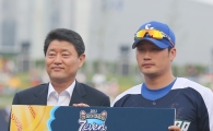 [포토] 오승환, 퍼펙트 피처 콘테스트 우승