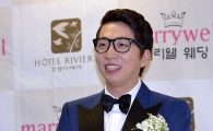 [포토]정범균, 품절남 대열 합류!