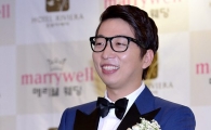 [포토]품절남 된 정범균 "신혼여행은 발리로"