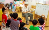 구로구, 경기불황 대비 어르신 일자리 늘린다