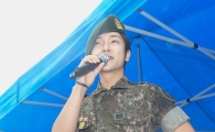'전역' 초신성 윤학 "씨스타-걸스데이 軍생활 활력소됐다"