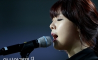 [포토] 걸스데이 민아 '애국가는 경건하게'