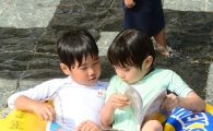 [포토]나란히 책읽기 