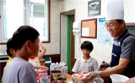 김기남 삼성디스플레이 사장 "화채맛 어때요"