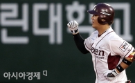 [포토] 김민성 '제대로 넘겼어!'