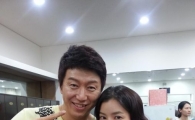 김수로 윤세아 다정샷, '신사의 품격' 커플 조우