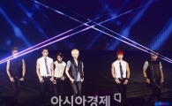 [포토]비스트 'DMZ 세계평화콘서트 참석'