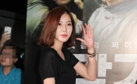 [포토]임수향, 터프한 손인사!