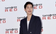 [포토]송중기, 캐주얼한 복장도 잘 어울리죠?