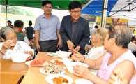 [동정]김성환 노원구청장, 어르신 위한 삼계탕 대접