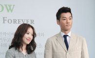[포토]'이병헌-이민정 결혼식' 찾은 전혜진 이천희 부부