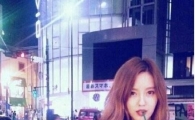 효민 사복, 분홍색 '포인트 가방'으로 패션 센스 과시