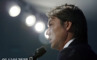 [포토] 홍명보 감독 '기성용, 기다려봐야 할 것'