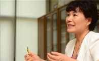 [세상을 바꾸는 W리더십]'여성, 이중잣대 버려라'는 홍의숙 대표
