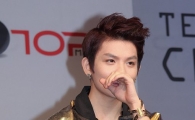 [포토]리키, 포토타임은 쑥스러워~