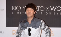 [포토]신화 김동완, 론칭 축하해요!
