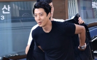 [포토]이동건, 이 날씨에 점퍼를?
